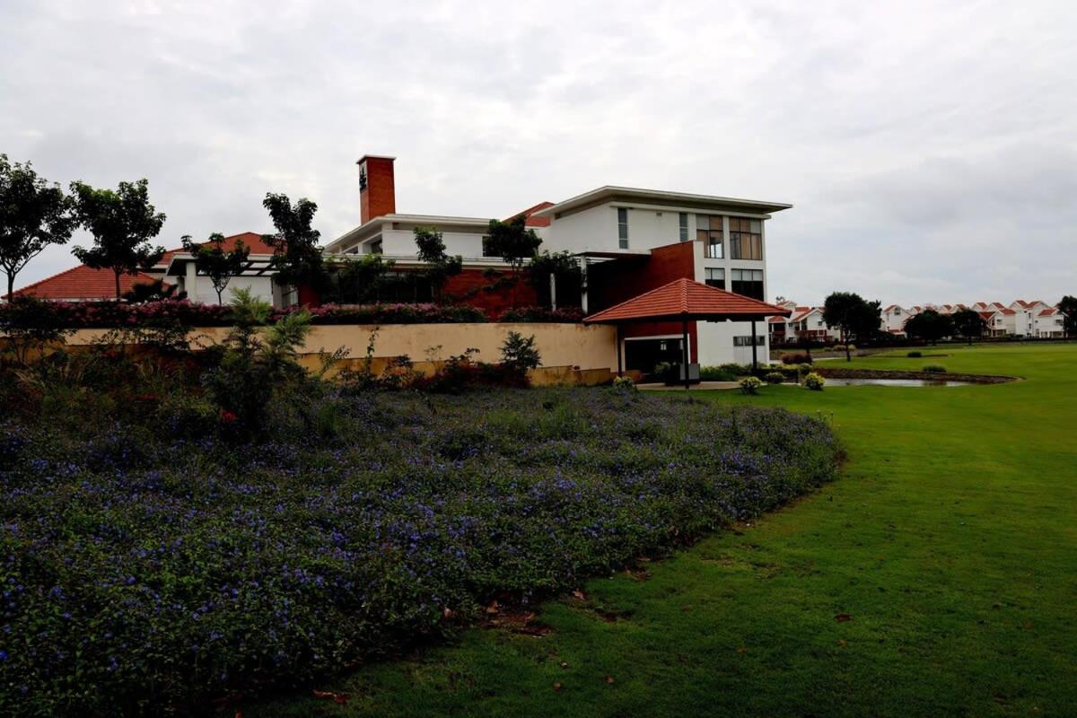Welcome To Serenity-Luxury Villa At Prestige Augusta Golf Village Bangalore Ngoại thất bức ảnh